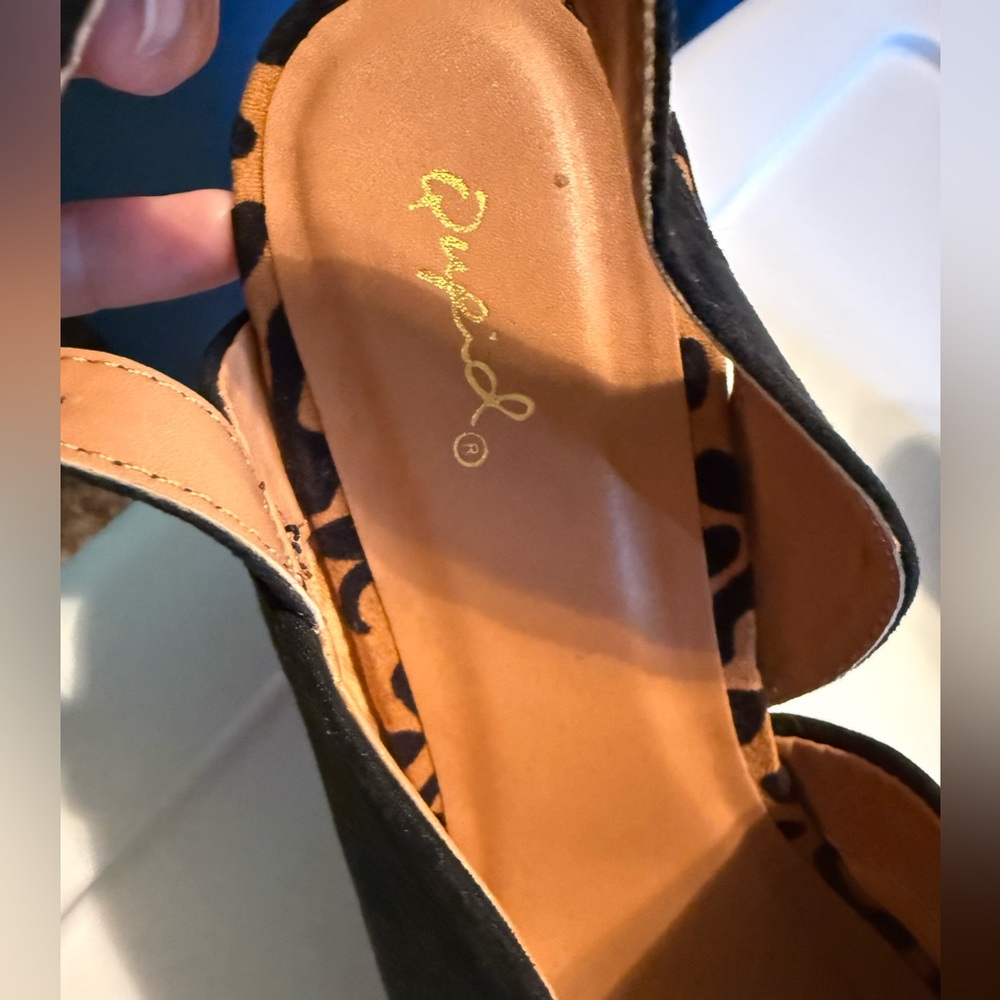 Leopard Print Wedge Sandals with Black Suede Straps - Picture 5 of 6